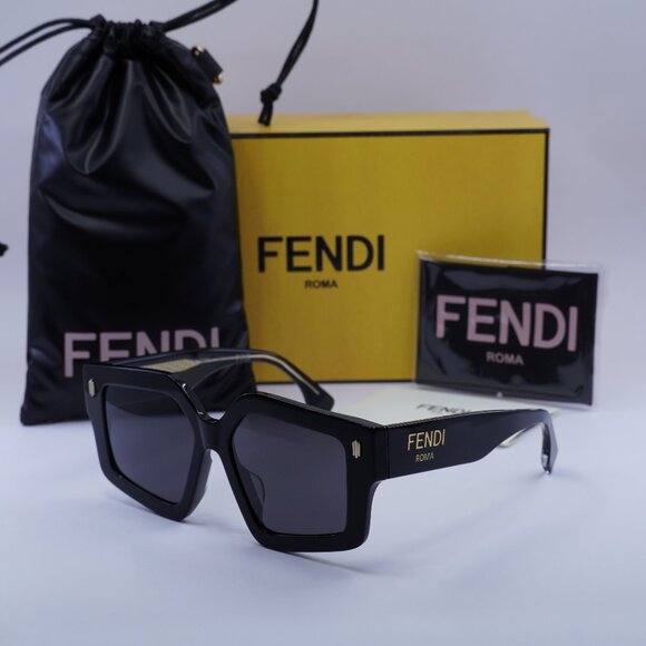 Fendi FE40162F 01A Geometric Sunglasses - Shiny Black/Smoke - Picture 1 of 10